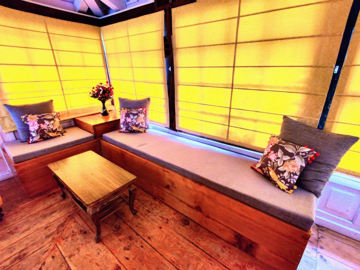 마날리 The Sunshine Heritage B&B 외부 사진